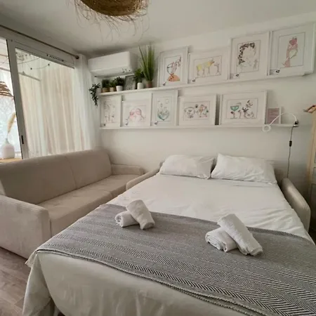 Charming Air-conditioned One-bedroom 150m From Cavaliere * 勒拉旺杜
