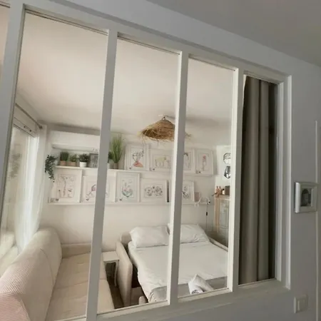 Διαμέρισμα Charming Air-conditioned One-bedroom 150m From Cavaliere Le Lavandou