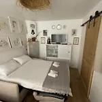 Apartment Charming Air-conditioned One-bedroom 150m From Cavaliere Le Lavandou